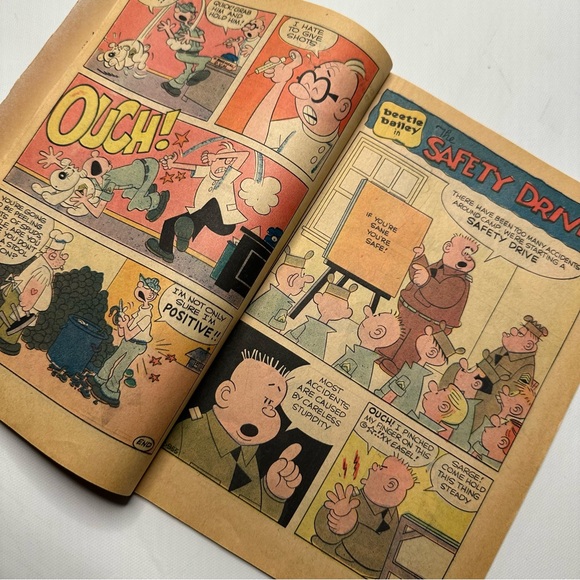 Beetle Bailey #75 Charlton Comics FN Fine Condition Collectible VTG Comic Book - Picture 4 of 5